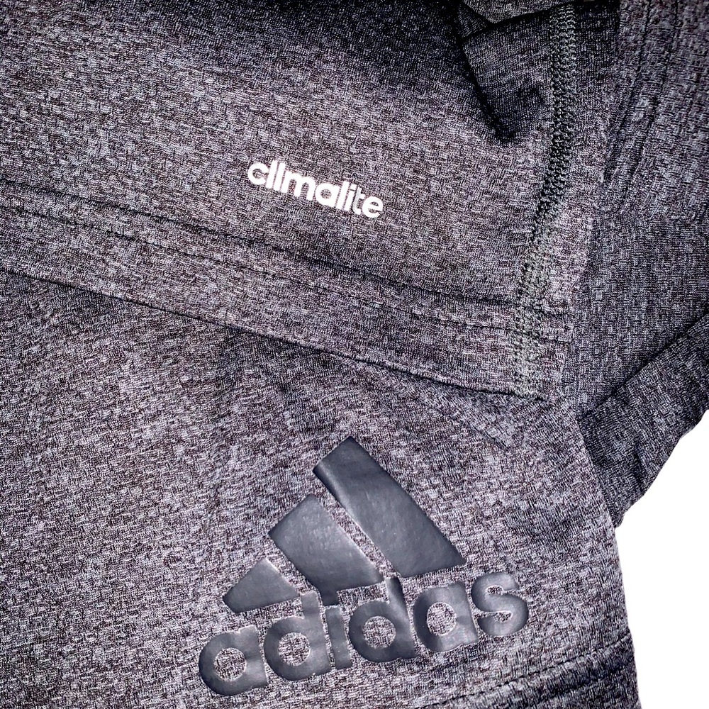 Adidas Men’s Dark Grey T-Shirt